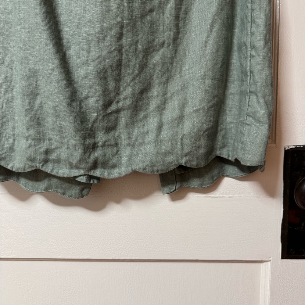 Abercrombie Linen Collection Vest and Skirt Set - Picture 7 of 10